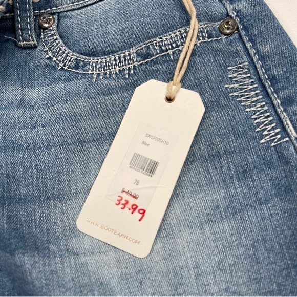 Shyanne Denim Shorts Cowgirl Rodeo Festival Western Jeweled Summer Raw Hem New - Picture 11 of 14